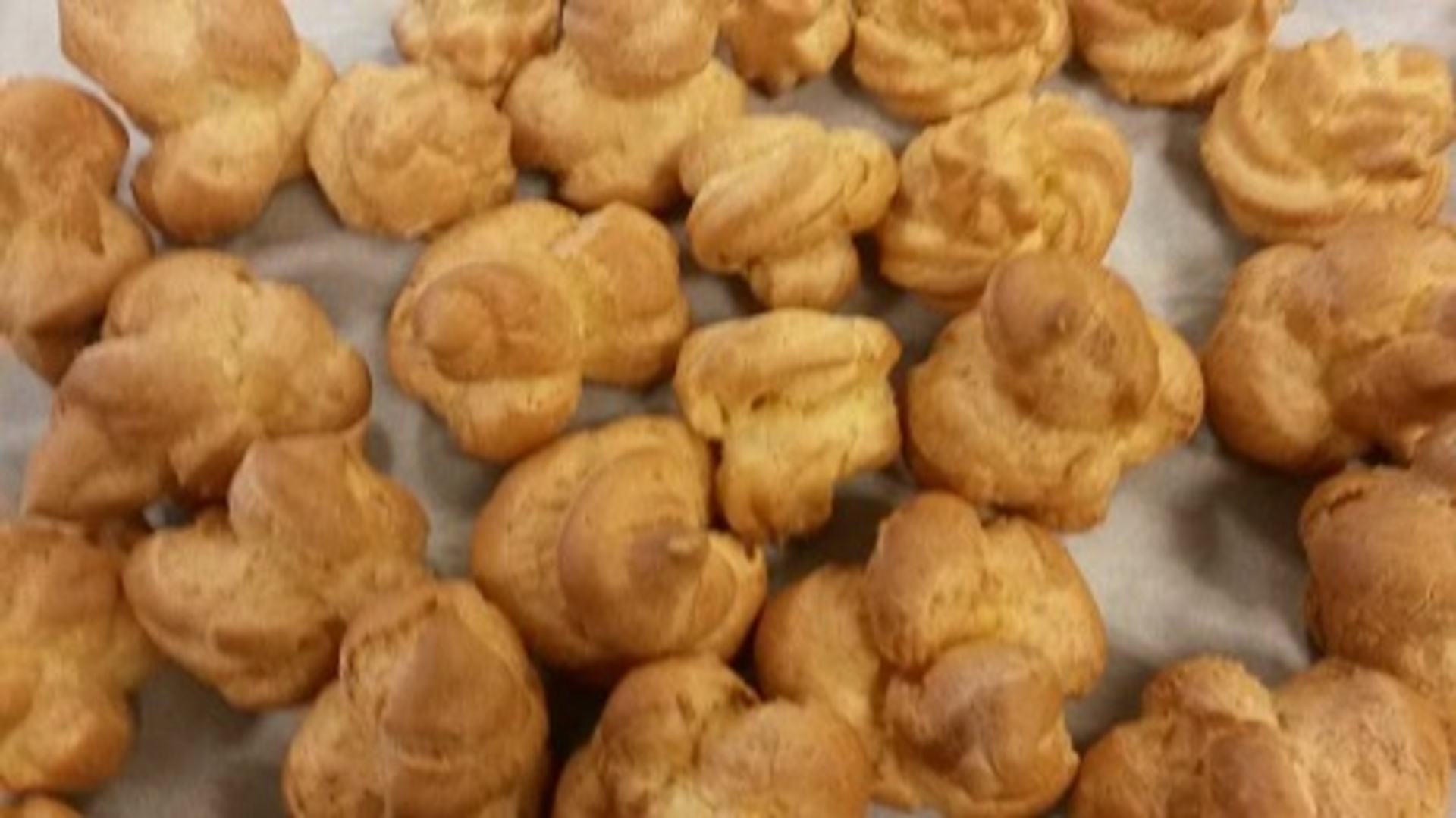 FACCIAMO FESTA BIGNE VUOTI 200